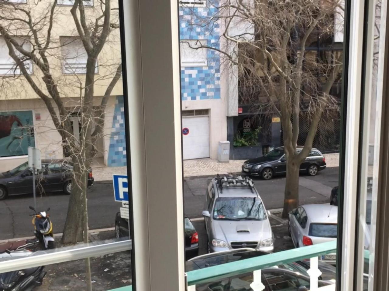 شقة White And Grey Lisboa المظهر الخارجي الصورة